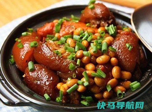 炖猪蹄，别只会加姜加料酒，多加点“它”，软烂好吃，不腥不腻！